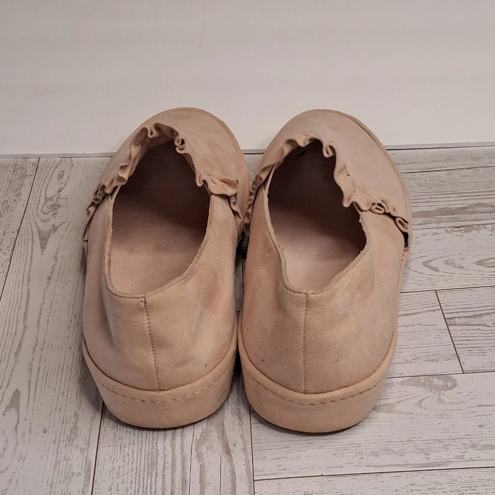 Joie Dee Pink Ruffled Cool Girl Slip-On Sneakers Size 39.5=9.5